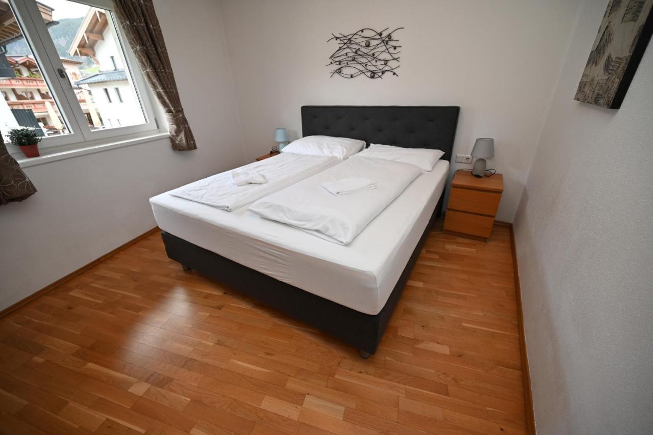 Apartment Nicola - By Four Seasons Apartments Kaprun Bagian luar foto