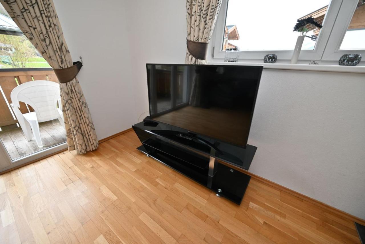 Apartment Nicola - By Four Seasons Apartments Kaprun Bagian luar foto